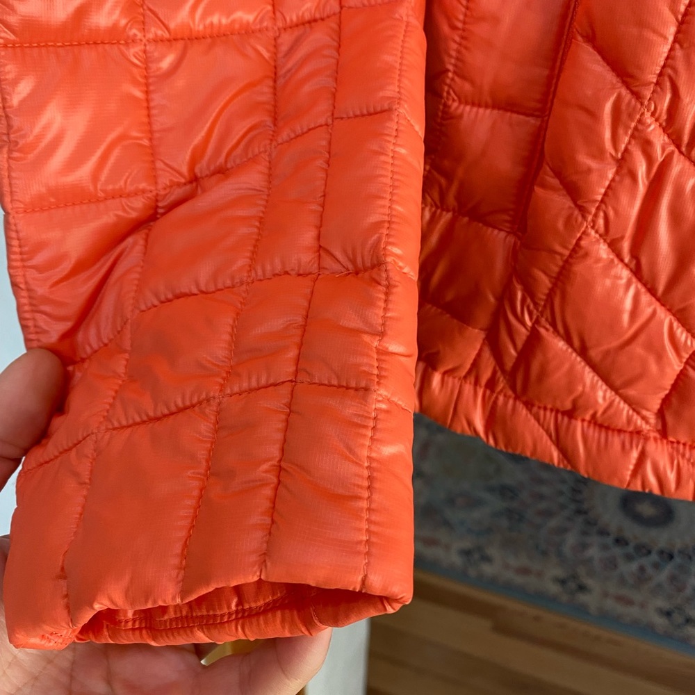 The North Face Women’s ThermoBall™ Jacket - Picture 3 of 4